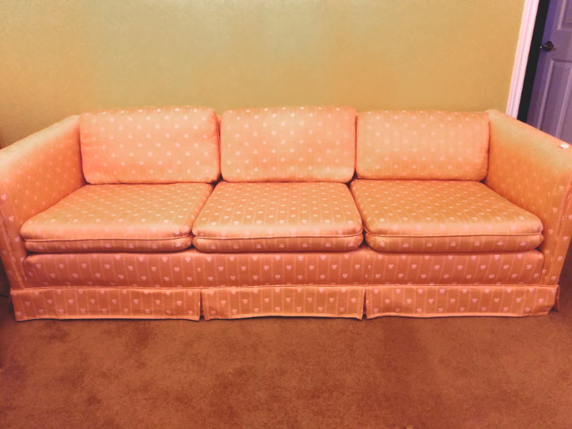 1980s Postmodern 3-Seater Sofa + Loveseat for Sale in Couches & Futons in Mississauga / Peel Region - Image 2