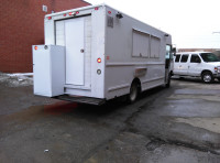 Food Truck / Food Trailer for ((SALE) )