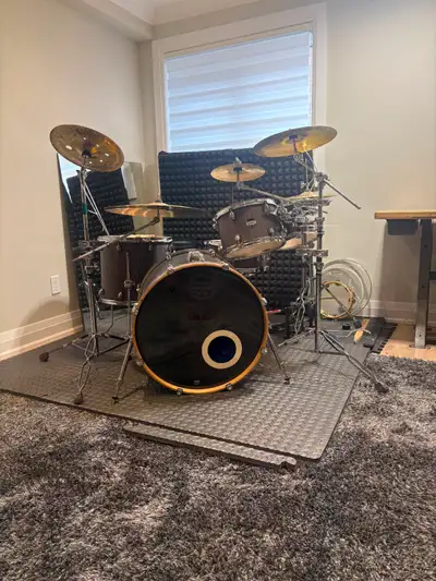 Mapex Mars 10 piece kit with double bass pedals and extras, View more