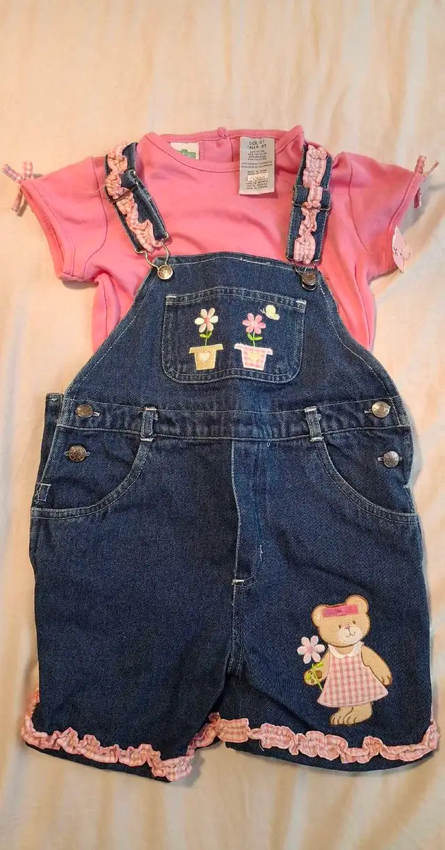 *New*Embroidered Floral Shortall Overalls Sesame Street 2pcs Set