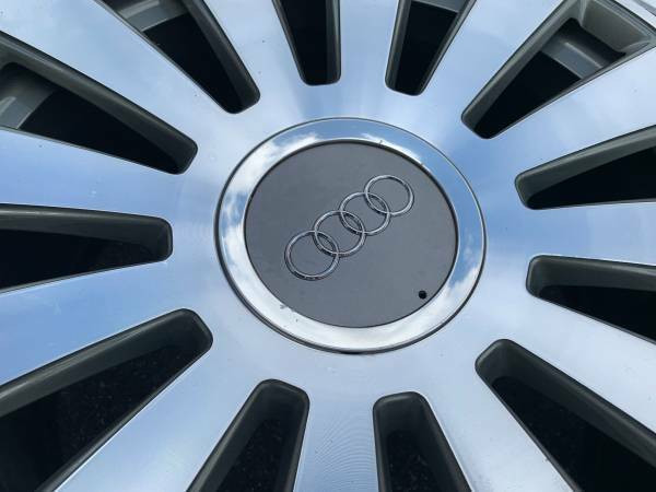 Stunning - Genuine Factory OEM Audi A8 19" rims in excell cond in Tires & Rims in Delta/Surrey/Langley - Image 4