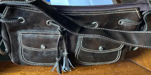 Sweet brown purse with cute details in Women's - Bags & Wallets in London - Image 2