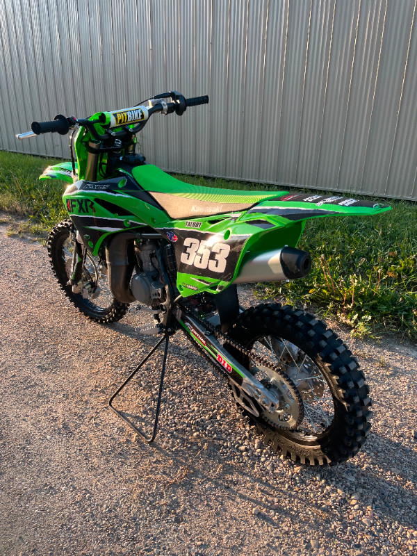 2022 KX85 Kawasaki Motorcycle in Dirt Bikes & Motocross in Portage la Prairie - Image 2
