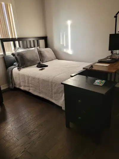 ROOM FOR RENT
