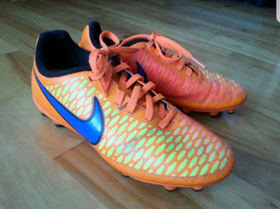 Espadrilles Soccer Nike, View more