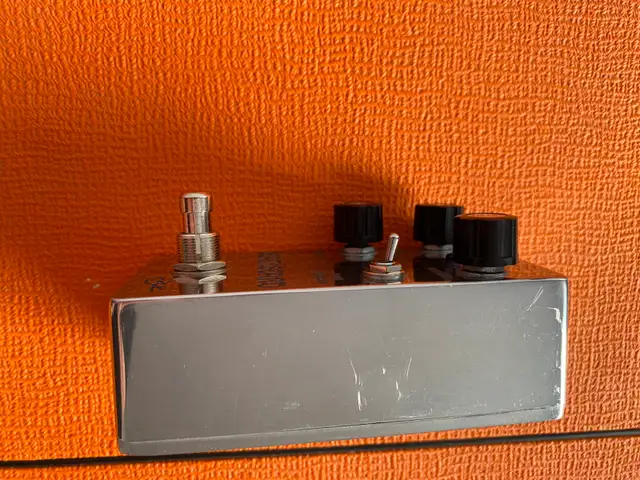 John K Blackbeard Fuzz Bass + Guitar Effects Pedal in Amps & Pedals in Ottawa - Image 4
