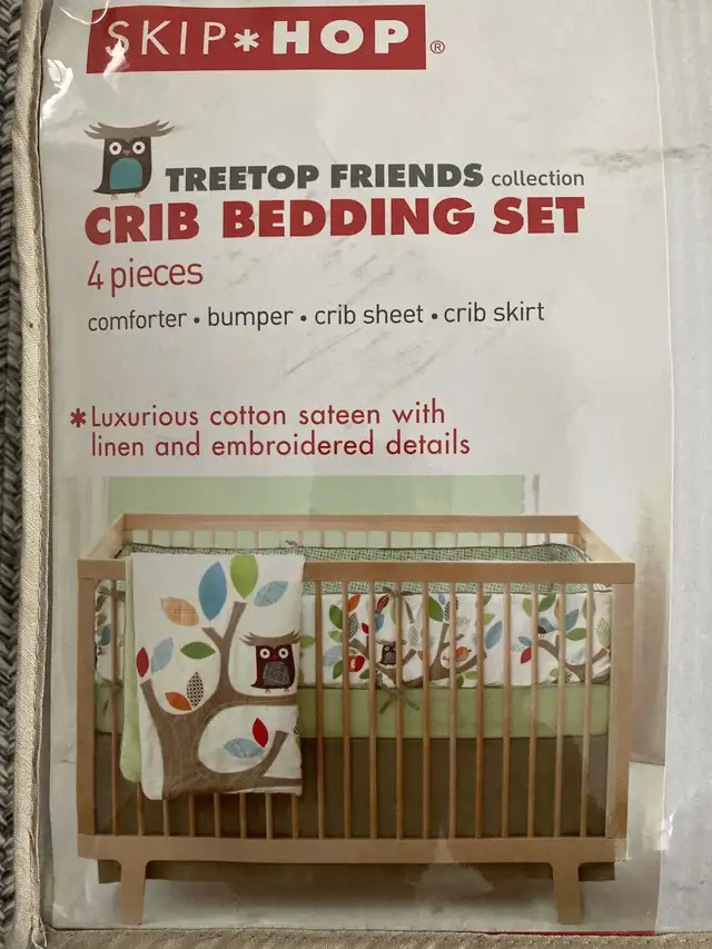White Wooden Baby Crib, Mattress, Crib Bedding Set & Mobile in Cribs in Markham / York Region - Image 11