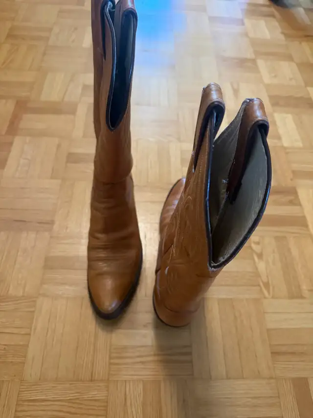 Justin cowboy boots  in Women's - Shoes in Markham / York Region - Image 2