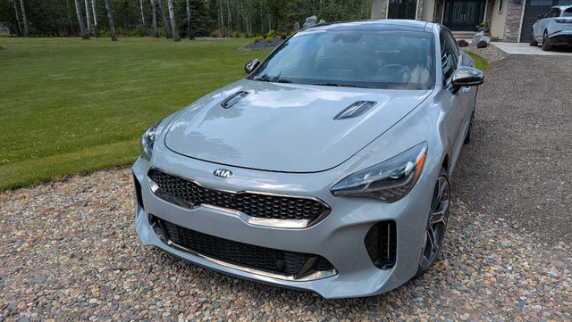 KIA Stinger GT2 AWD in Cars & Trucks in Edmonton - Image 2