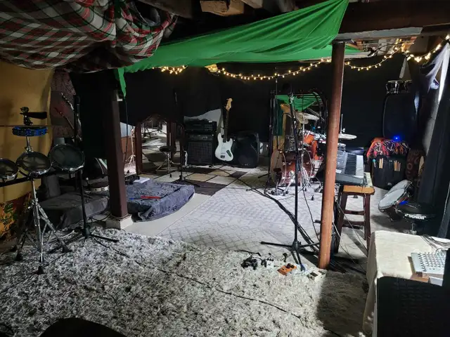 Hourly Jam Space in Downtown Brampton available, limited spots63849000814723122