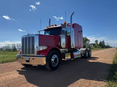 Cummins ISX 500, 18 speed eaton fuller transmission, diff lock, Jake brake, 12,000 front, 40,000 rea...