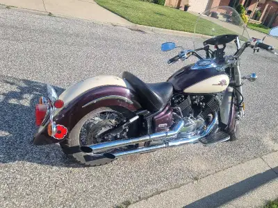 Vstar1100 2000. With 37 km . 1. Cobra slip on. 2. Max air pro kit. 3. Tuned by jole wells 4. Lowered...