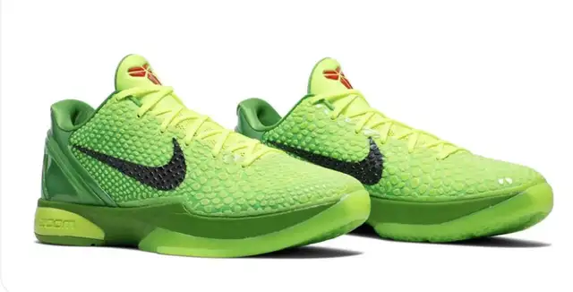 Nike Zoom Kobe 6 Protro 'Grinch' in Men's Shoes in Oshawa / Durham Region - Image 2