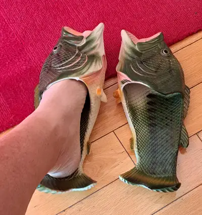 Sandales Poisson Adult Bass Fish Sandals Mens Size 10 - 10.5, View more