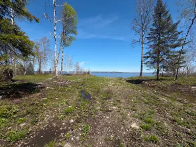 A natural piece of northern Ontario paradise, just 20 minutes from Timmins. this property is ready t...