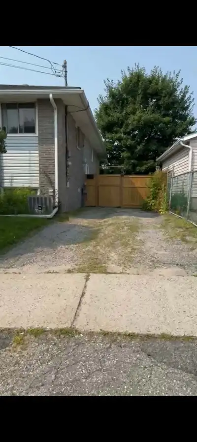 A large, split level semi-detached in the quiet and sought after neighborhood of Ferris. It's proxim...