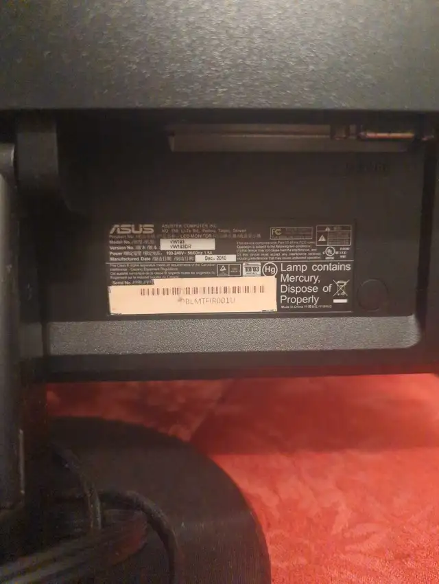 ASUS Monitor Écran in Desktop Computers in Longueuil / South Shore - Image 5
