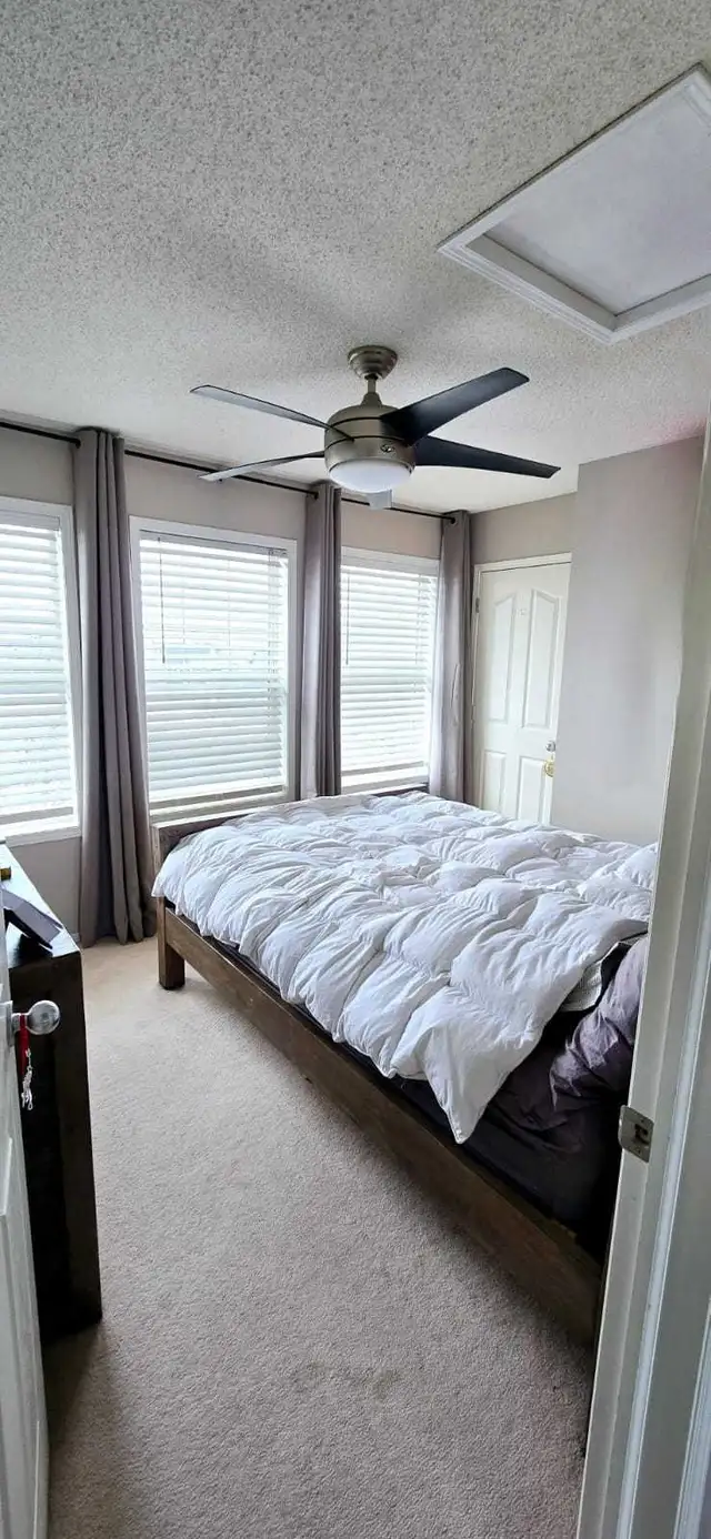 Mckanzie townr House/room for rent in Room Rentals & Roommates in Calgary - Image 2