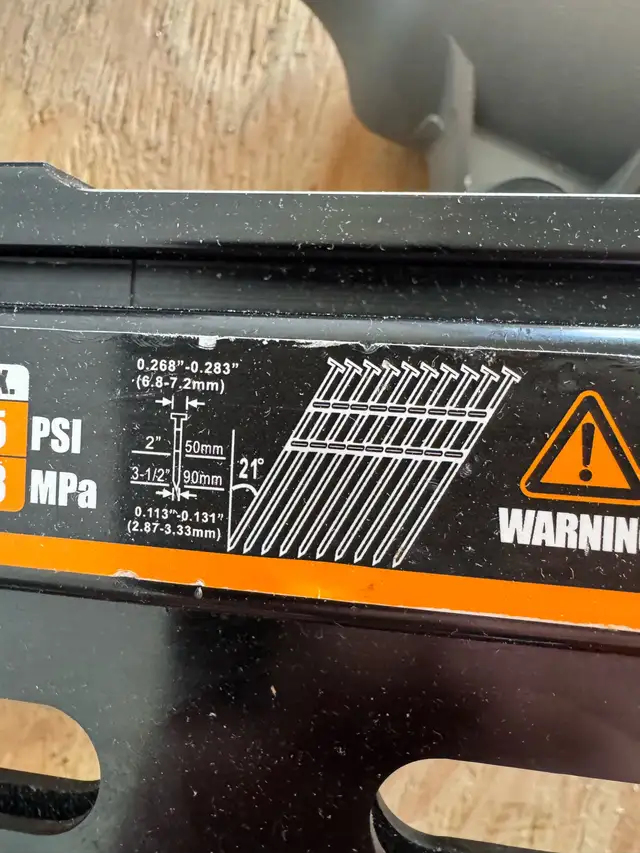 21 Degree Framing Nailer in Power Tools in Barrie - Image 4