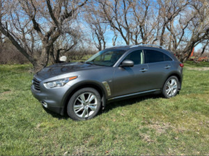 2015 Infiniti QX70