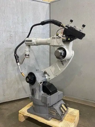 PANASONIC TA1400 ROBOT WITH G3 CONTROLLER YA-1TAR61U04 The robot is manufactured in 2012 and include...
