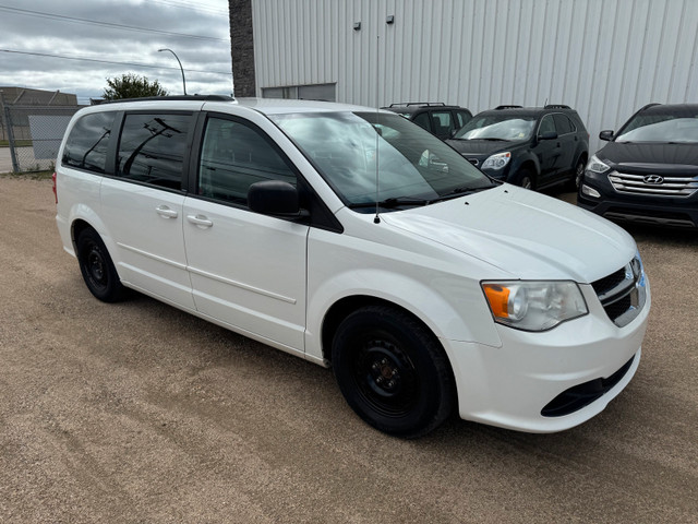 2011 Dodge Grand Caravan  in Cars & Trucks in Saskatoon - Image 2