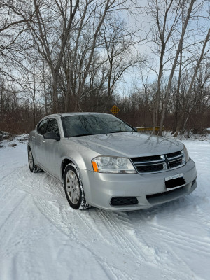 2012 Dodge Avenger SE