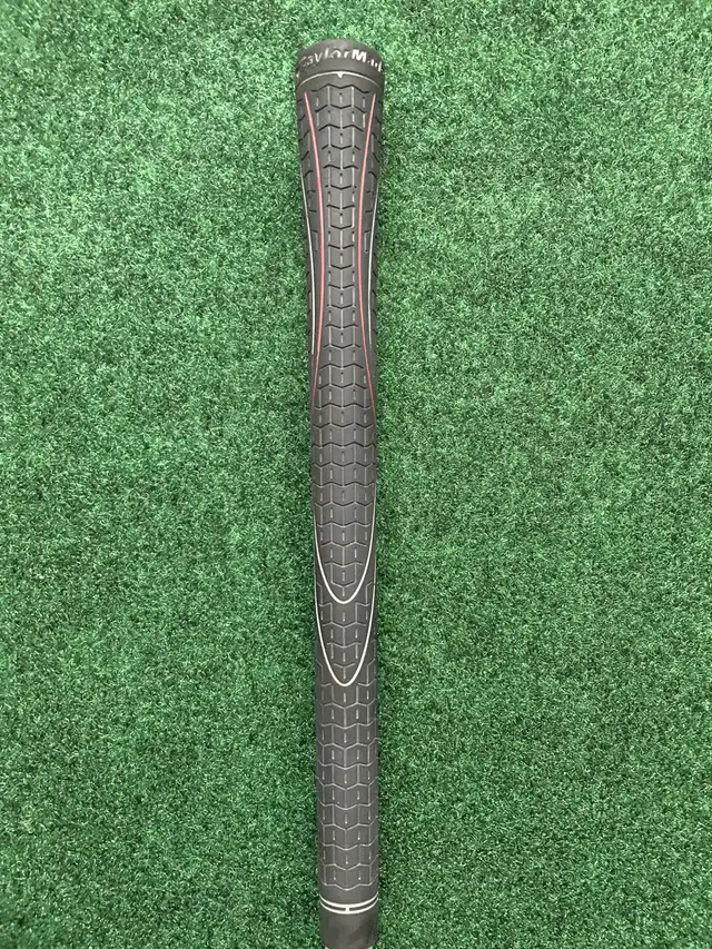 Taylormade 3 Hybrid (LH) in Golf in Ottawa - Image 5