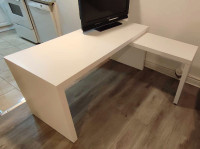 Desk with pull-out panel