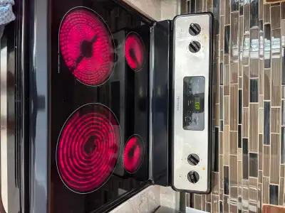 FRIGIDAIRE STOVE, View more