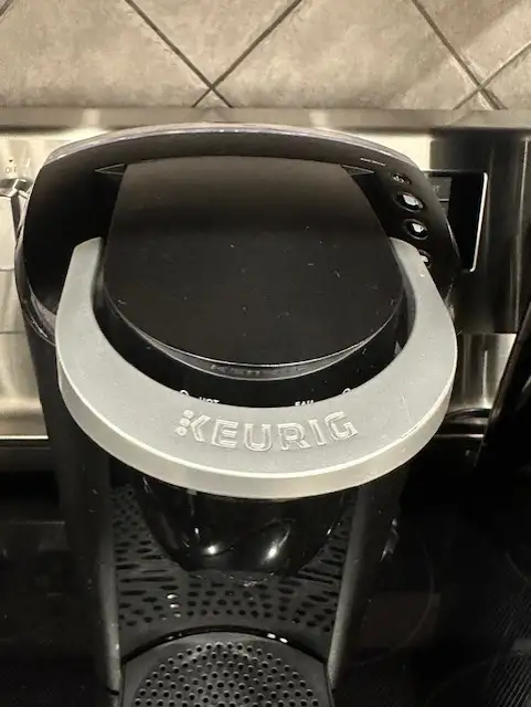 Kitchen Appliances in Coffee Makers in Mississauga / Peel Region - Image 3