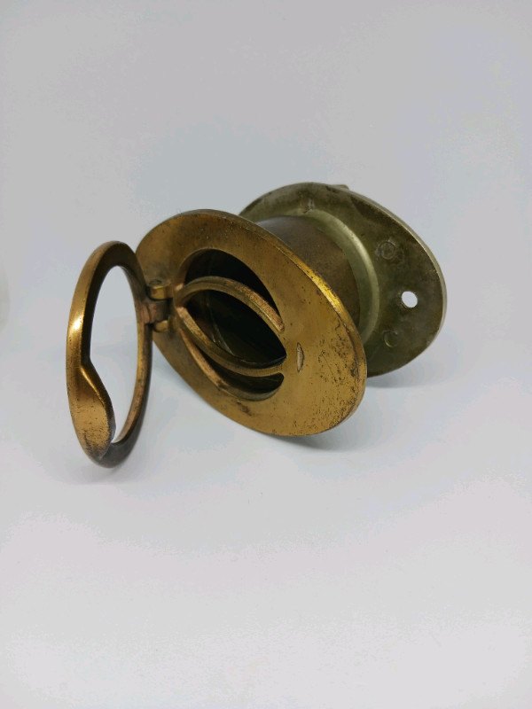 Vintage Brass Door Peep Hole- Knocker in Arts & Collectibles in Calgary - Image 4