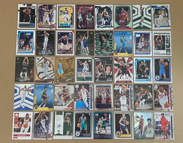 40 Rookie Basketball Cards  in Arts & Collectibles in Oshawa / Durham Region - Image 2