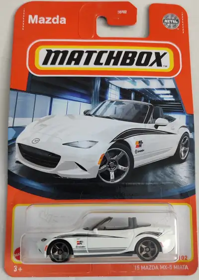 HOT WHEELS 2015 MAZDA MX-5 MIATA HFP59-4B10 New in box Never opened LOCAL PICK-UP: CAD $10 The price...
