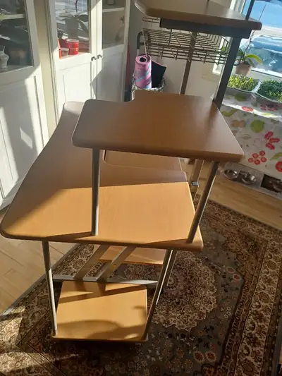 bureau d'ordinateur, View more