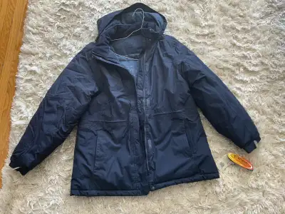 Jacket in excellent condition, used only a few times as it was too big on me. Original tags detached...