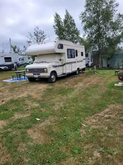 WILL CONSIDER PARTIAL TRADE 1989 Citation built on a Ford platform 7.3 IDI diesel, 227476 kms, 13 to...
