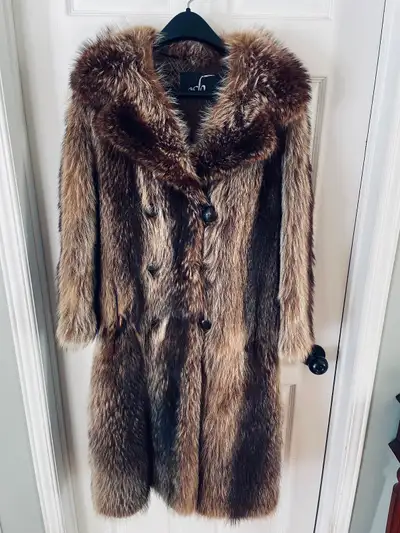 Manteau de fourrure vintage, View more