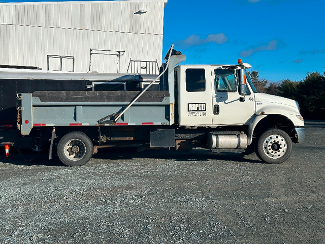 2012 International Dump Truck in Heavy Trucks in City of Halifax