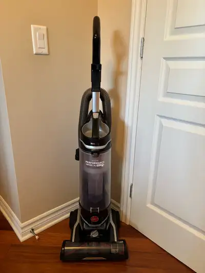 Aspirateur Hoover, View more