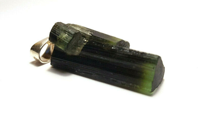 Tourmaline Crystal Clustered Pendant in Jewellery & Watches in Sudbury - Image 3