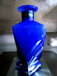 MURANO BLOWN GLASS BOTTLE cobalt blue Lavorazione ORIG. LABEL
