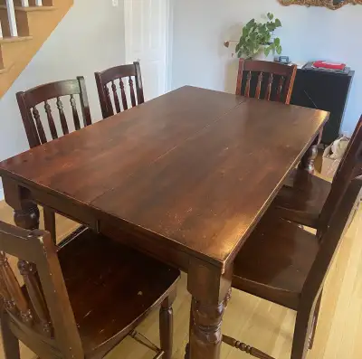 Table et 8 chaises