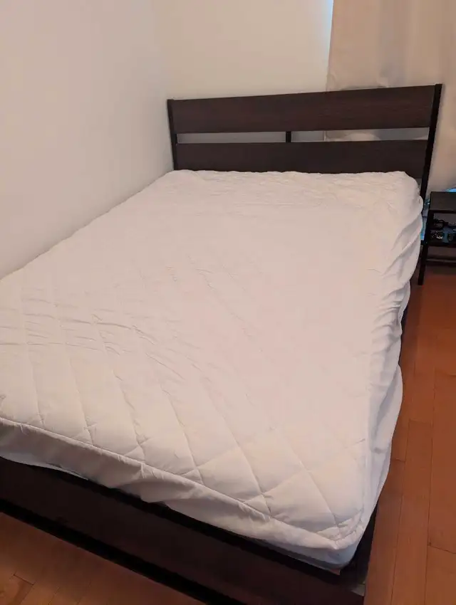 Queen bed/lit mattress/matelas63347538980355124