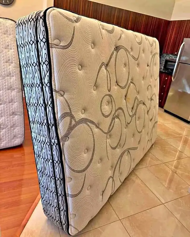 Top Quality Mattresses Available !! Free Delivery !! dans Lits et matelas dans Ville d’Edmonton - Image 3