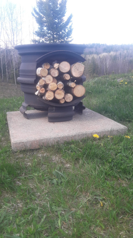 Fire pit, camp stove, outdoor fireplace with 2x2 patio paver in Other in Dartmouth - Image 2