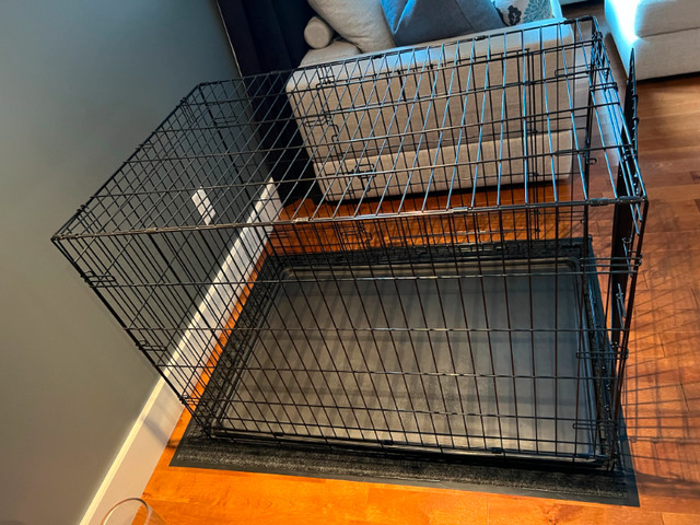 Cage pliante chien CONTOUR Grande dans Accessoires  à Laval/Rive Nord - Image 2
