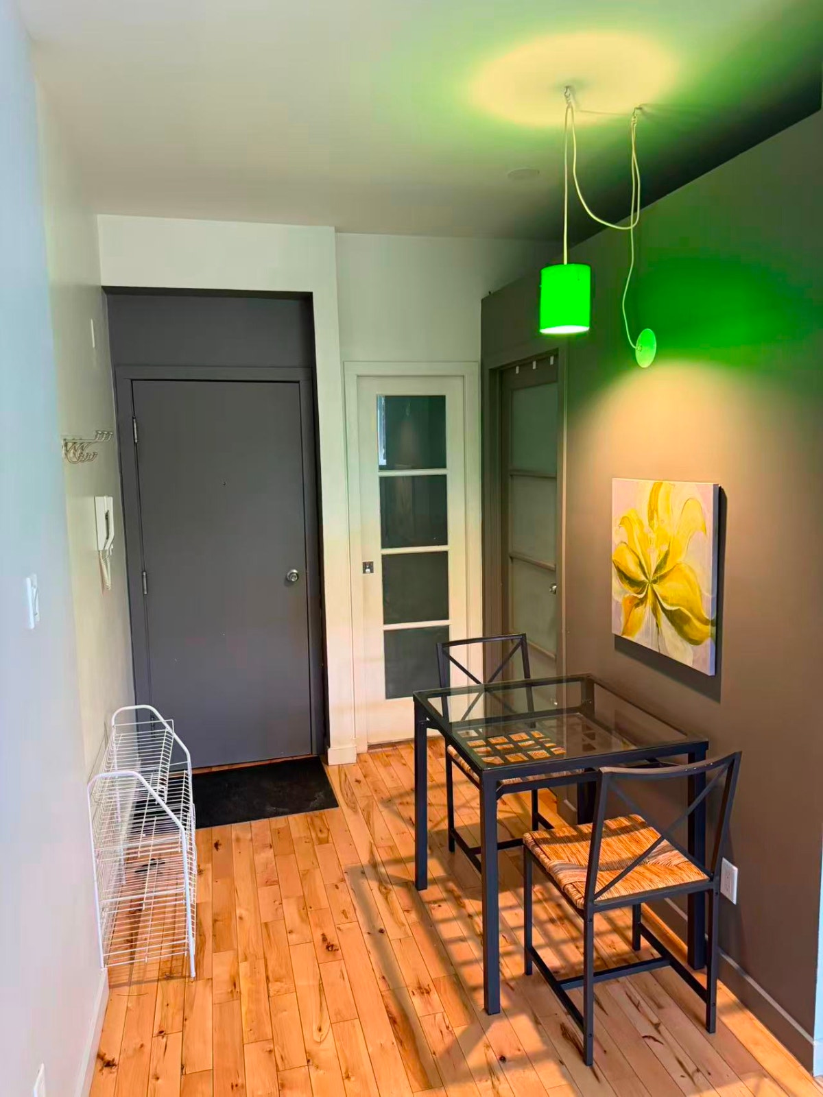 3½ meublé près du métro/furnished near the metro — photo 2