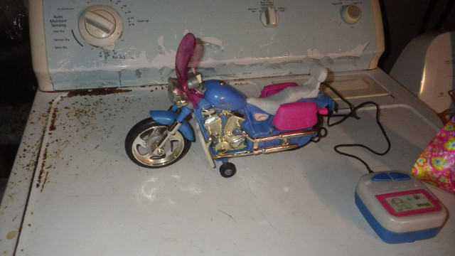 1999 barbie motorcycle | Toys & Games | Chatham-Kent | Kijiji
