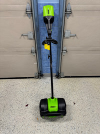 Greenworks PRO 80 V 12-in Single-Stage Cordless Electric Snow Sh